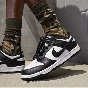 Nike Dunk Retro Lows Black White Sneakers Pandas